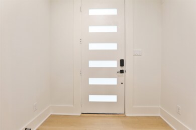 2419 Francis St, Houston, TX 77004 - photo 4