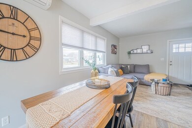 7 Harvey St, South Dartmouth, MA 02748 - photo 5