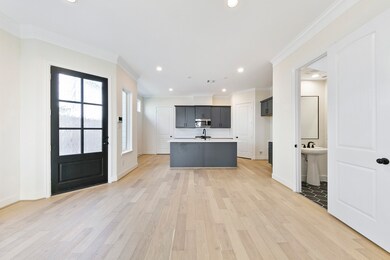 946 Judiway St, Houston, TX 77018 - photo 5