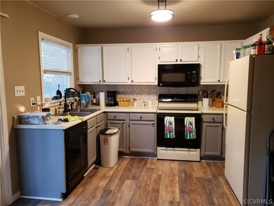 744 Canterbury Dr, Ruther Glen, VA 22546 - photo 5