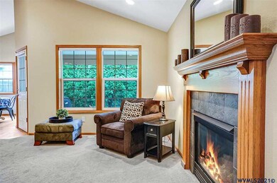 2077 Chase Loop SW, Albany, OR 97321 - photo 6