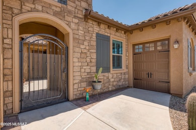 Courtyard Gate & Golf Cart or Bike Garag
