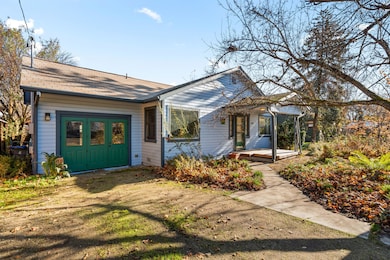 108 N 1st St, Talent, OR 97540 - photo 2