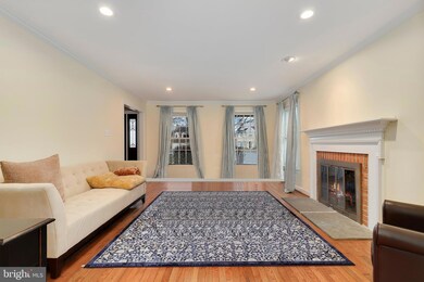 11763 Owens Glen Way, North Potomac, MD 20878 - photo 4