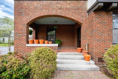 324 W Daisy L Gatson Bates Dr, Little Rock, AR 72202 - photo 4