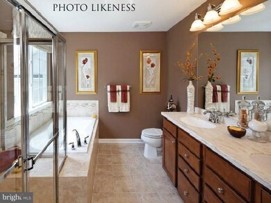 120 Gray St, Capitol Heights, MD 20743 - photo 3