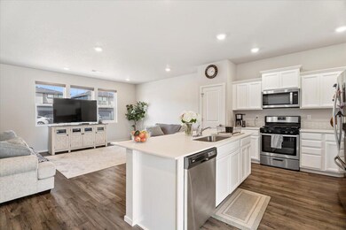 1336 NW Varnish Ave, Redmond, OR 97756 - photo 7