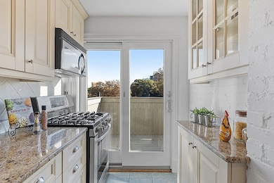 18 Medfield St unit 5, Boston, MA 02215 - photo 3