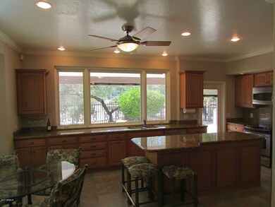 Kitchen1 to yard