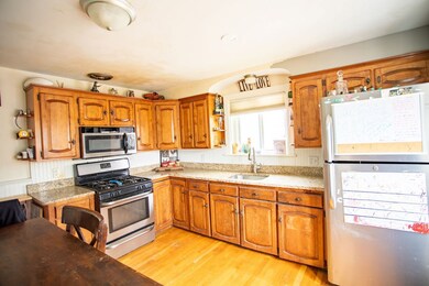 81 Clark St, Cumberland, RI 02864 - photo 6