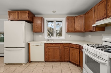 42 Beresford St, Lawrence, MA 01843 - photo 6