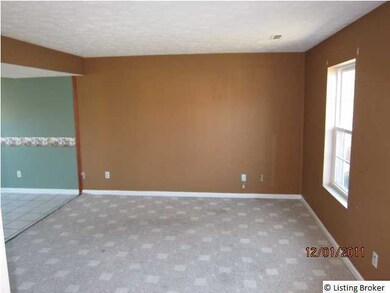 8301 Vaughn Mill Rd, Louisville, KY 40228 - photo 4