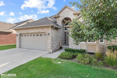 30520 Berghway Trail, Warren, MI 48092 - photo 2