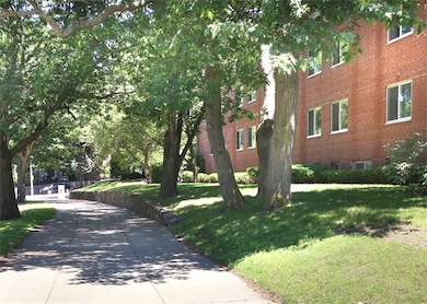 332 Jamaicaway unit 304, Jamaica Plain, MA 02130 - photo 7