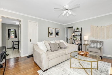 FamilyRoom-5