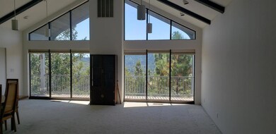 264 Rustic Canyon Dr, Grants Pass, OR 97526 - photo 3