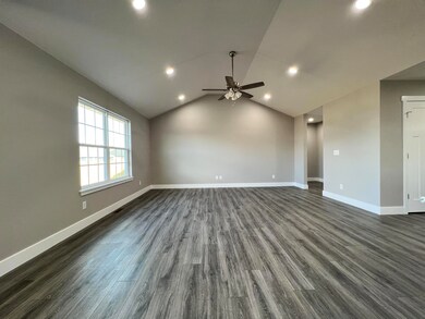 1749 E Chickamauga Dr, Republic, MO 65738 - photo 6