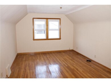 Upstairs bedroom-Freshly painted