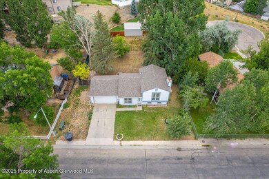 813 Finley Ln, Craig, CO 81625 - photo 3