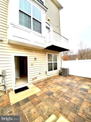 8300 Gibbs Way, Landover, MD 20785 - photo 3