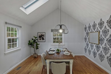 5 Aspen Cir, Bedford, MA 01730 - photo 3