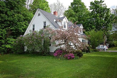 You can live here just in time for the blossoms ~