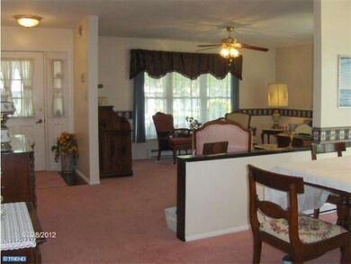 22 Maidstone Place, Southampton, NJ 08088 - photo 6