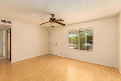 4726 W Kelton Ln, Glendale, AZ 85306 - photo 6
