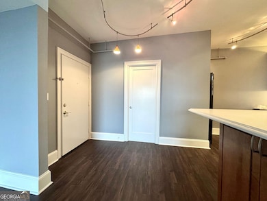 Mayfair unit 2802, Atlanta, GA 30309 - photo 4