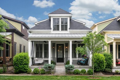 9512 Delphinium St-2