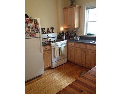 77 Walnut St unit 2, Brookline, MA 02445 - photo 3