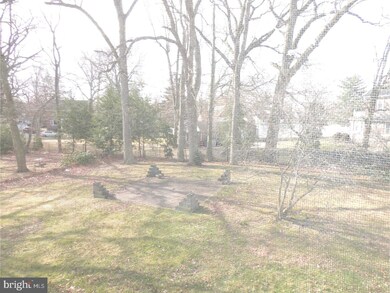 222 Applewood Ln, Penns Grove, NJ 08069 - photo 3