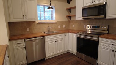 504 Kelly Rd unit C, Magnolia, TX 77354 - photo 5