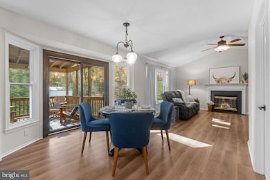 9567 Trio Ln, Manassas, VA 20112 - photo 3