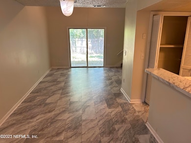 7603 Melissa Ct N, Jacksonville, FL 32210 - photo 4