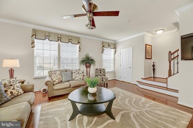 906 Magnolia Blossom Ct, Sykesville, MD 21784 - photo 4