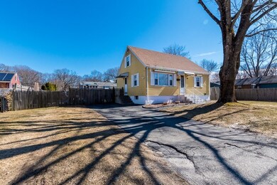 10 Arnold St, Blackstone, MA 01504 - photo 3