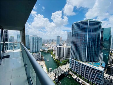 Icon Brickell Tower 1 unit 3715, Miami, FL 33131 - photo 2