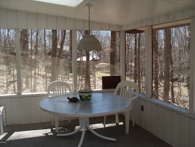 106 Broadmoor Dr, Blooming Grove, PA 18428 - photo 4