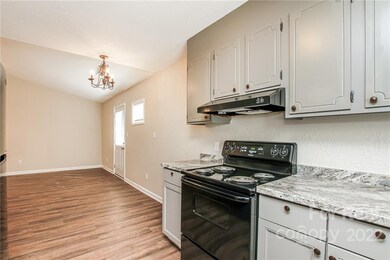 126 Sparrow Ln, Statesville, NC 28625 - photo 6