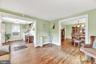 5826 Oakland Rd, Sykesville, MD 21784 - photo 5