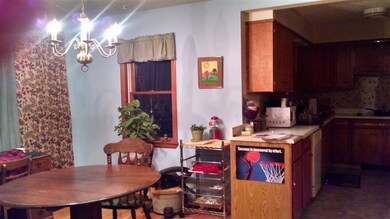 231 Flory Heights, Center Rutland, VT 05736 - photo 4