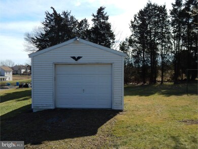 805 Englesville Hill Rd, Boyertown, PA 19512 - photo 5