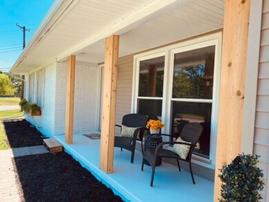 4222 29th St, Columbus, IN 47203 - photo 4