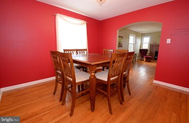1204 Meadow View Rd, Pasadena, MD 21122 - photo 7