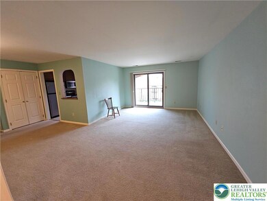895 Cold Spring Rd unit 12, Allentown, PA 18103 - photo 5