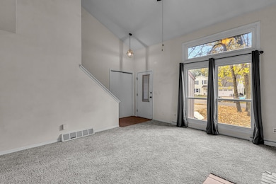 1718 Acorn Ct, Menasha, WI 54952 - photo 7