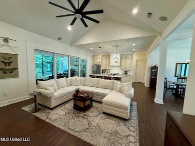 LivingRoom_Kitchen 2