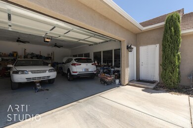 1150 n Graham Manor, Washington-Kevin Ri
