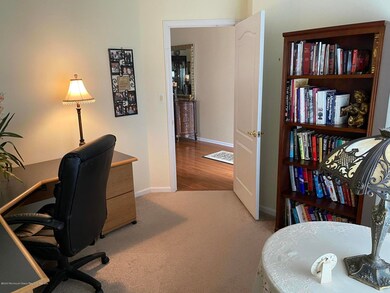 105 Freesia Ct, Holmdel, NJ 07733 - photo 6